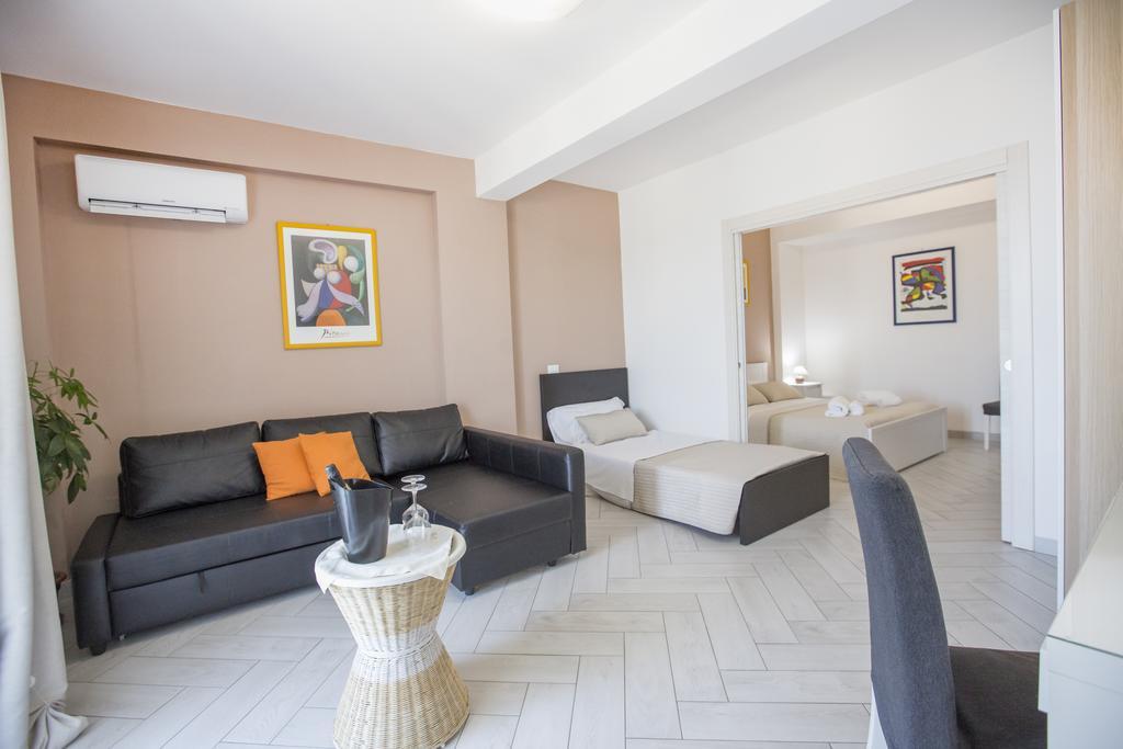 Belvedere Rent Rooms Campofelice Di Roccella Extérieur photo