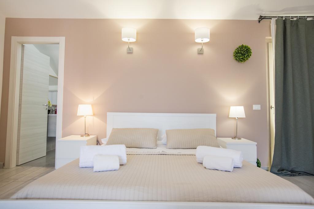 Belvedere Rent Rooms Campofelice Di Roccella Extérieur photo