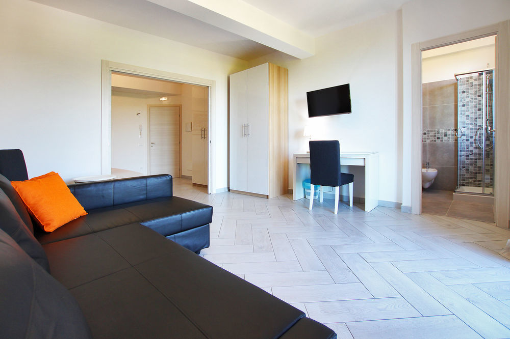 Belvedere Rent Rooms Campofelice Di Roccella Extérieur photo