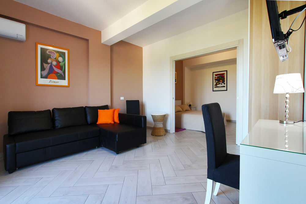 Belvedere Rent Rooms Campofelice Di Roccella Extérieur photo